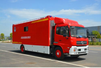 使用違章電器致宿舍著火，消防車(chē)速來(lái)救援